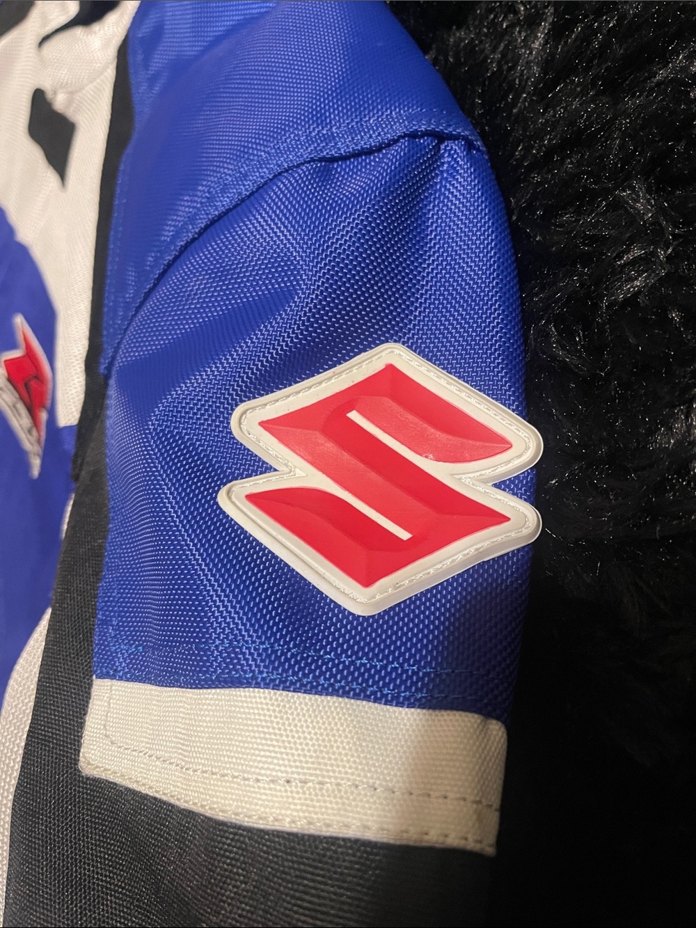 Suzuki GSX-R Blue & White Motorcycle Jacket - Picture 3 of 12